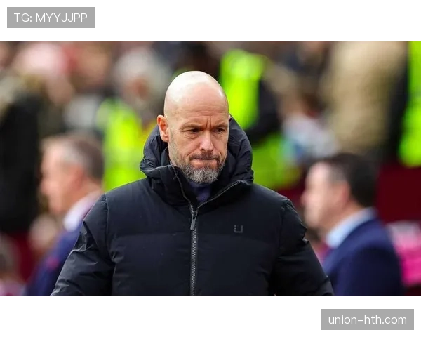 滕哈赫战术革新显成效,球队竞争力稳步提升迎战新赛季