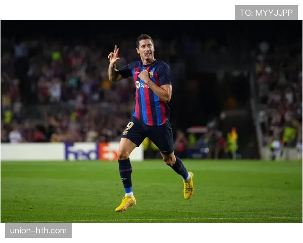 莱万多夫斯基欧冠赛季表现解析:高强度比赛是否依旧高产 莱万多夫斯基欧冠赛季表现解析:高强度比赛是否依旧高产