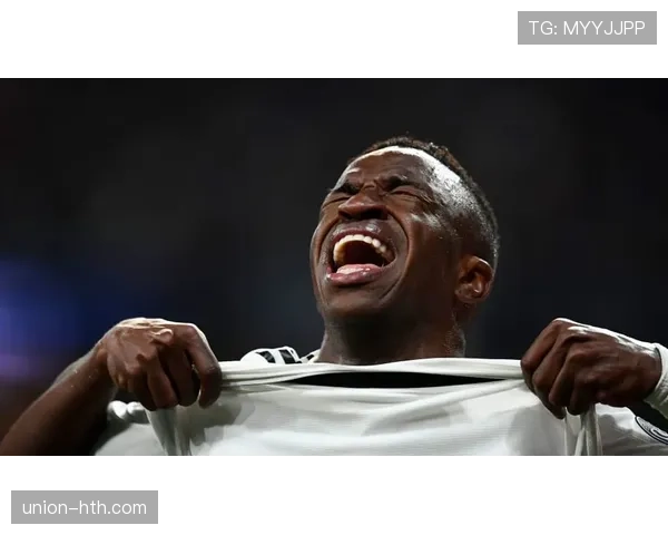 维尼修斯争议背后:比赛风格与判罚尺度如何影响评价 维尼修斯争议背后:比赛风格与判罚尺度如何影响评价